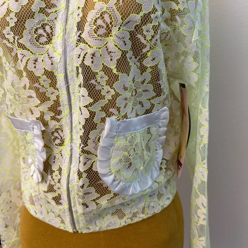 New Pink Lipstick Lace Hooded Jacket with Pockets Size L - Image 5