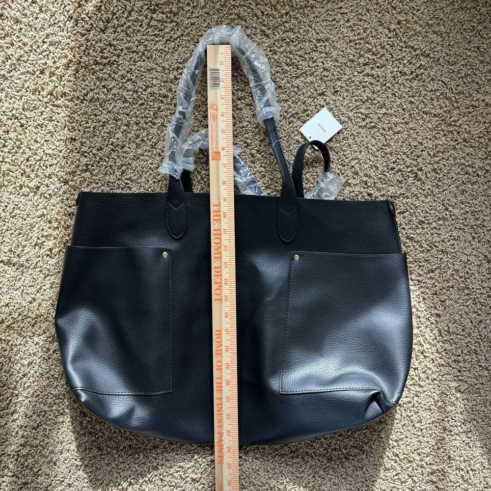Urban Outfitters Large Purse Tote Shoulder Bag 100% Polyurethane Leather Black‎ - Image 4