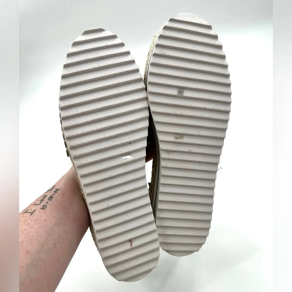 JLO Jeniffer Lopez Lisly Olive Green Boho Espadrille Platform Sandals - Image 2