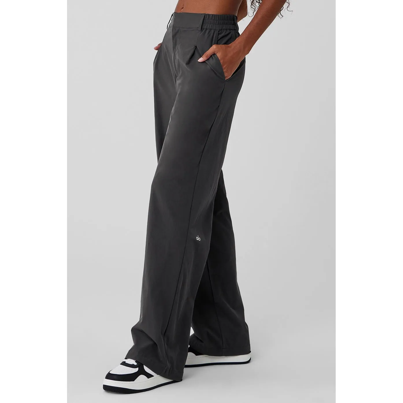New! Alo‎ Yoga High Waist Pursuit Trouser in Anthracite Gray Sz Large $148 - Image 3