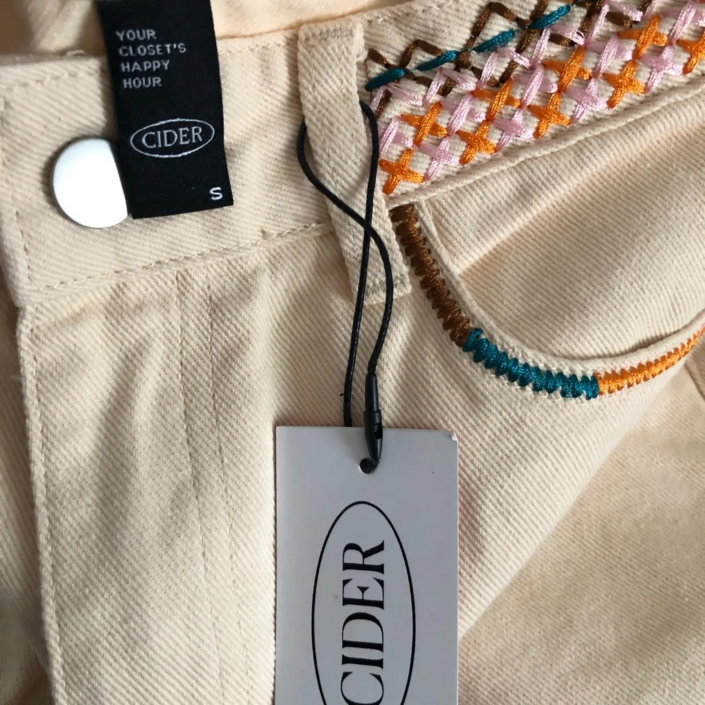 Cider new cream wide leg embroidered jeans festival concert fall size‎ small NWT - Image 2