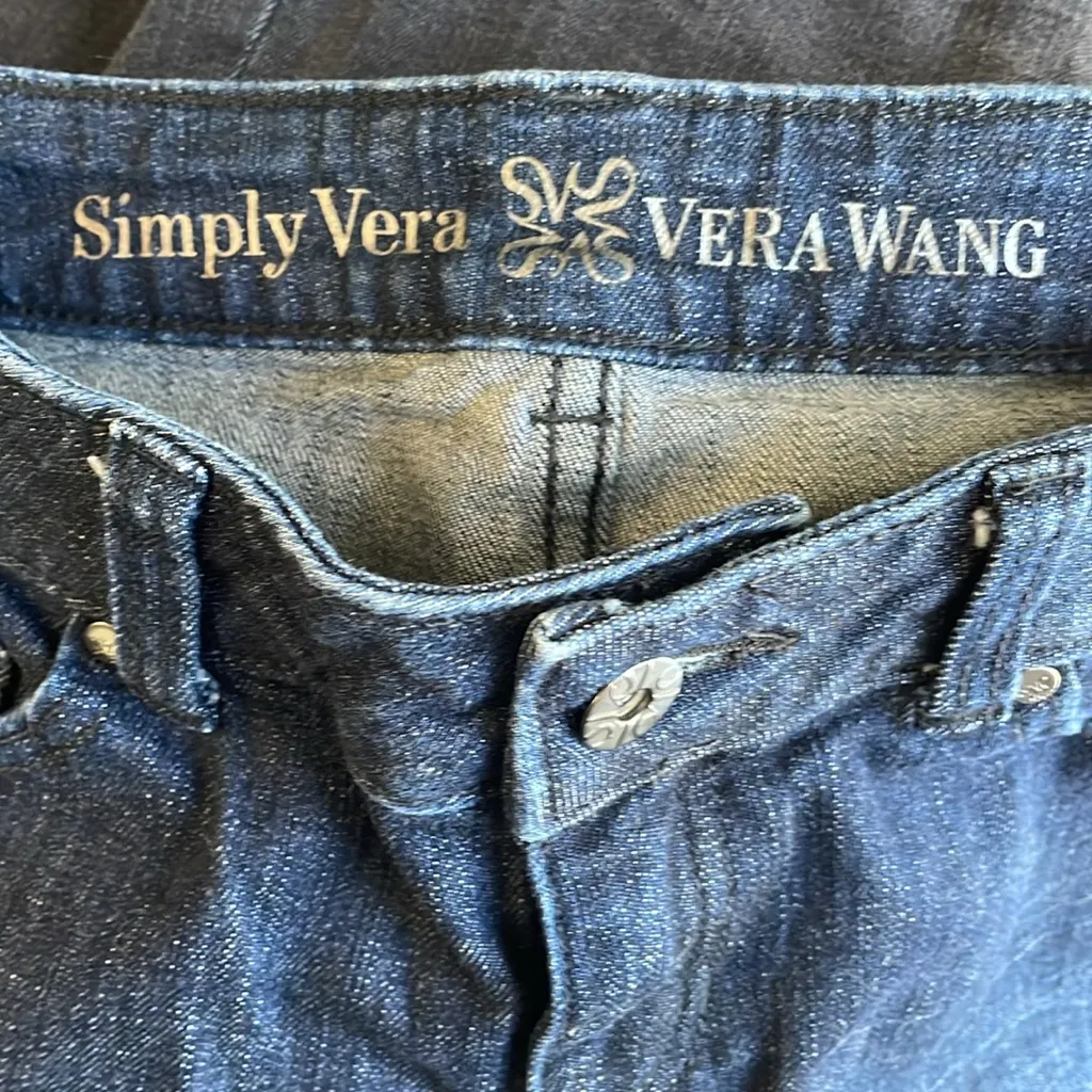 Vera Wang Midnight Blue Straight Leg cropped Jeans - Image 5