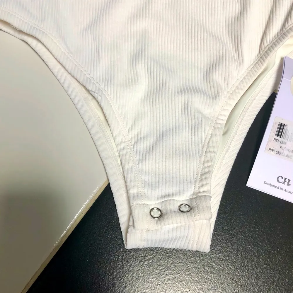 NWT  Floyd Bodysuit Off the Shoulder Bell Sleeve Long Sleeve Boho - Image 9