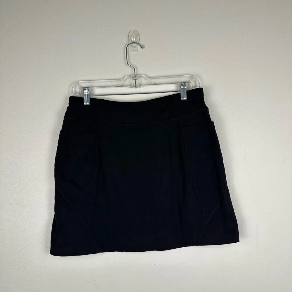 Athleta Black Excursion Skort Skirt Pockets Women’s M - Image 2