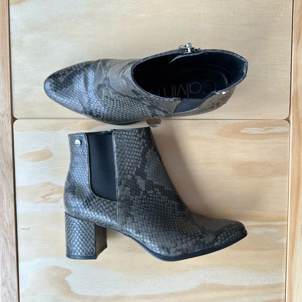 Calvin Klein Fiona Gray Black Snake Print Ankle Boots (6.5) side zip closure - Image 2