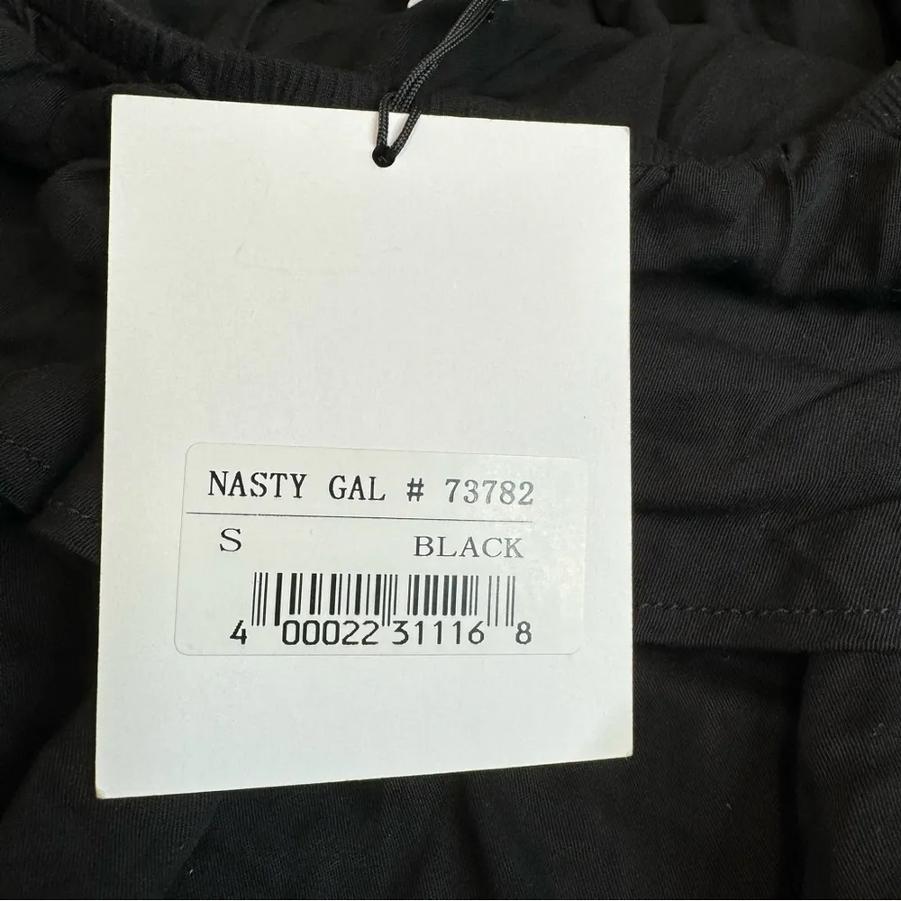 Glamorous Nasty Gal Women's Black Cropped Off-The-Shoulder Blouse S SM Small NWT - Image 7