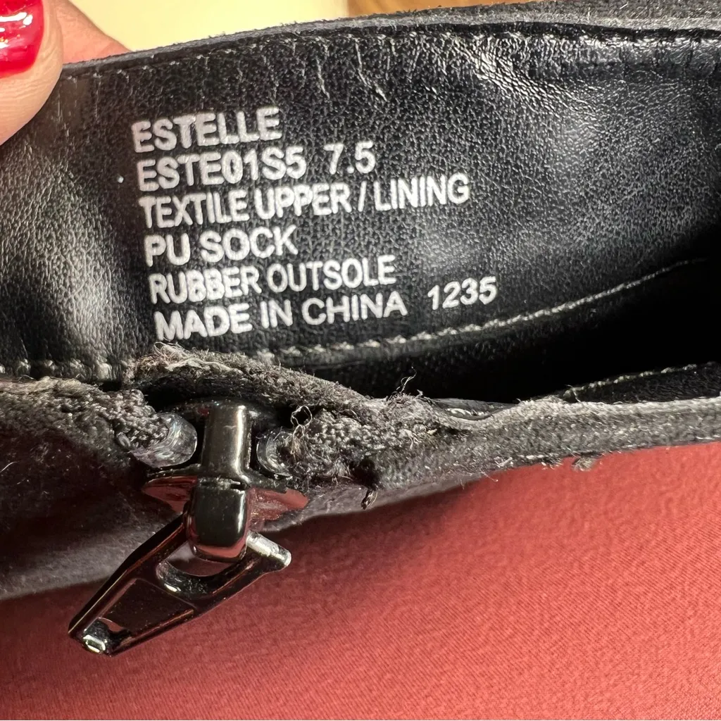 Betsey Johnson Estelle Pointed-Toe Embroidery Booties
Size 7.5 US winter fall - Image 11