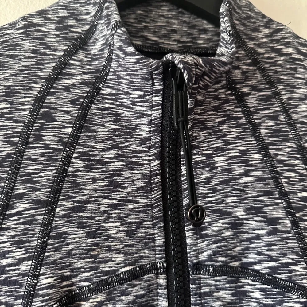 Lululemon Define Jacket Luminesce Splatter Full Zip Women's Size 6 - Image 10