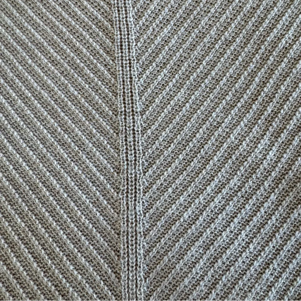 Calvin Klein Neutral Beige Sweater Knit Top  Layered M Quiet Luxury Minimalist - Image 10