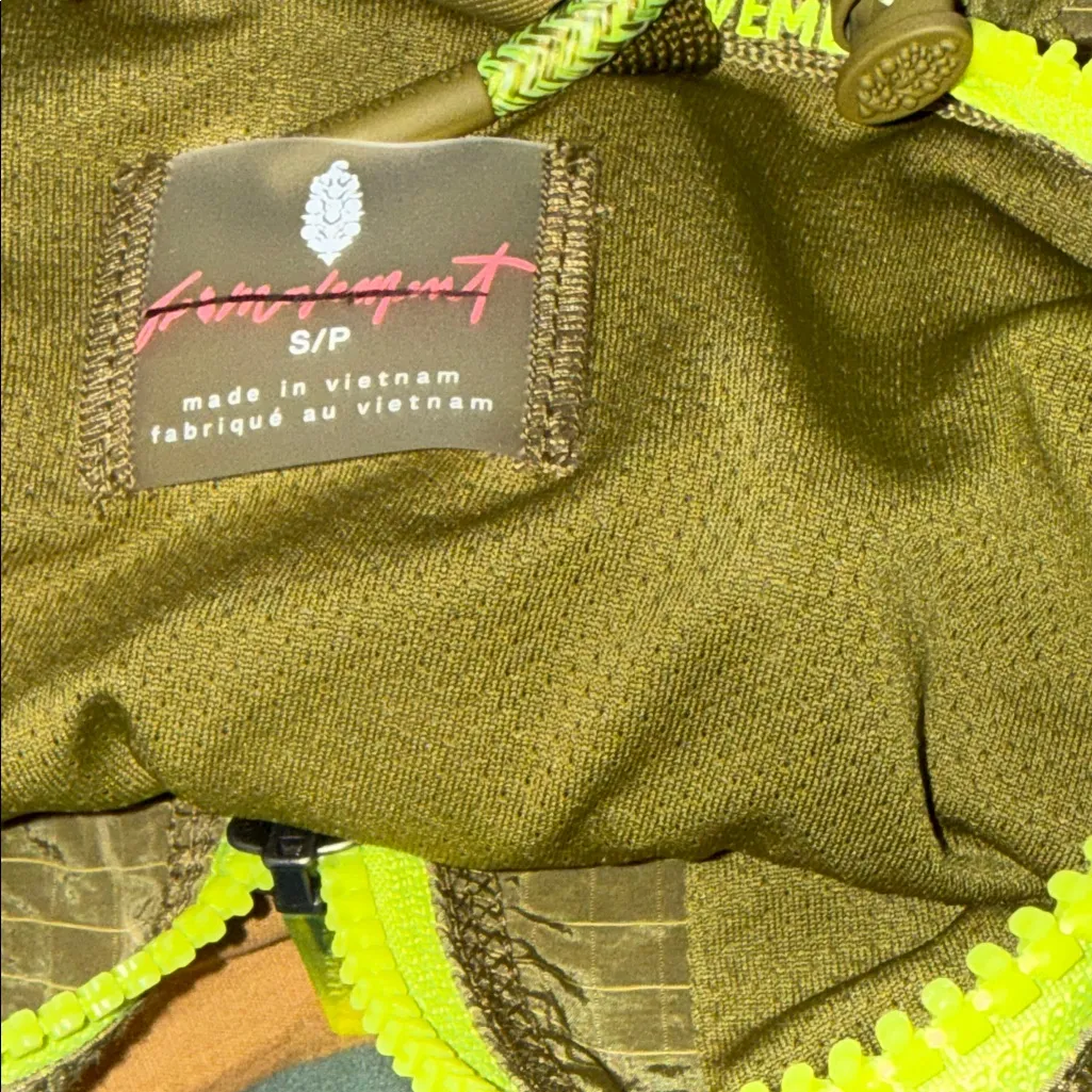 NWT FP Movement X Free People Light Packer Hike Pullover Jacket In Martini Green - Image 9
