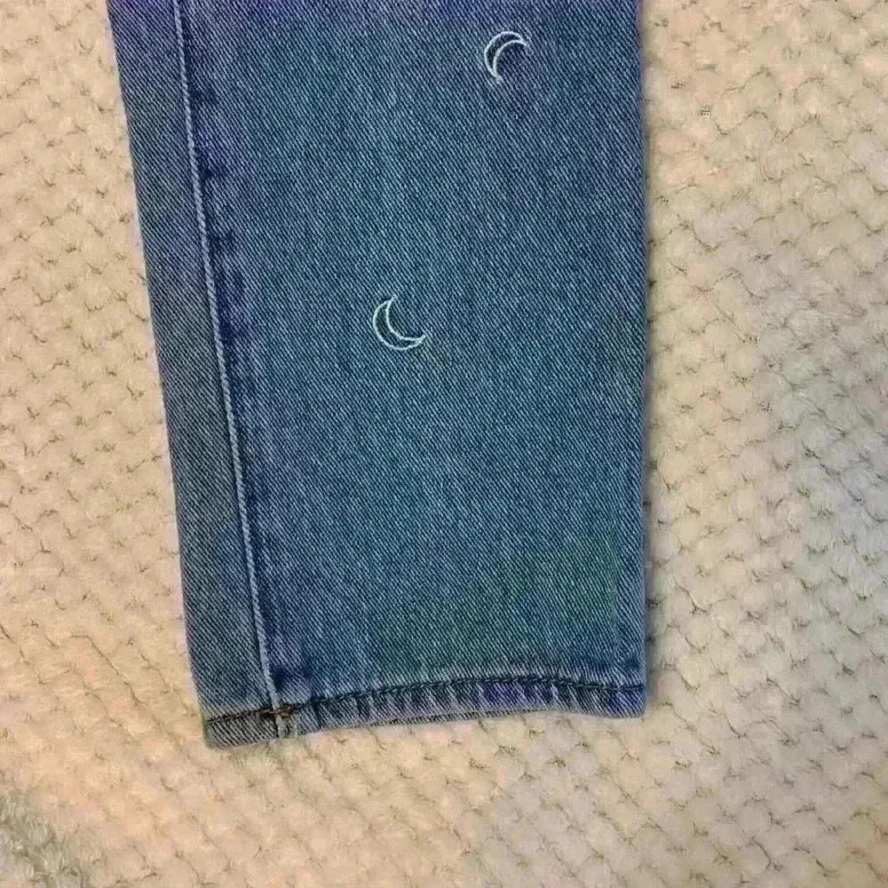 Pac Sun Mom Jean with embroidered moon sz 22 boho whimsical summer girly * flaw* - Image 7