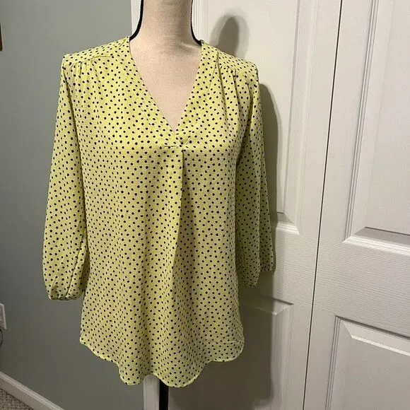 JON & ANNA Contemporary Womens Size Medium Yellow Black Polka Dot Top‎ - Image 6