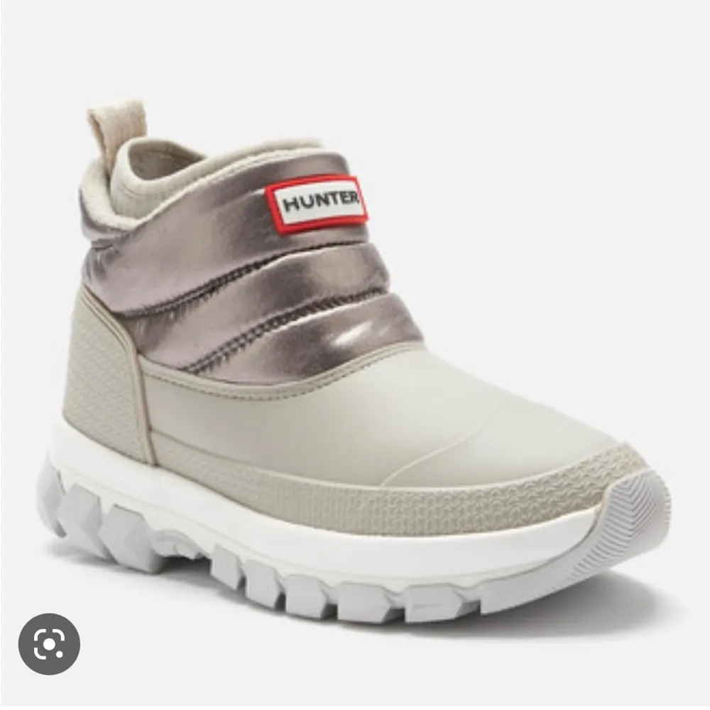 Hunter Women's Metallic Insulated Snow Boots Dark Silver - Image 2