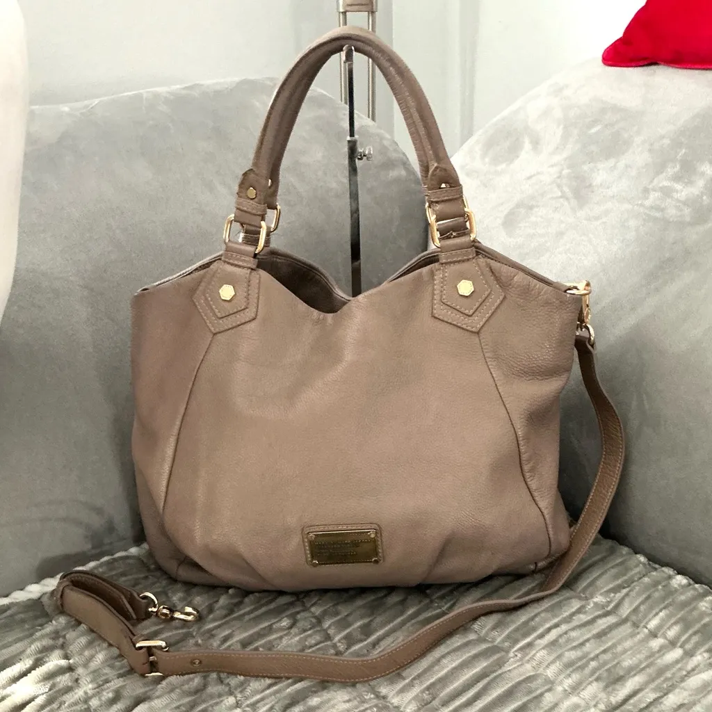 MARC BY MARC JACOBS Practical  LEATHER bag 🌷 - Image 15