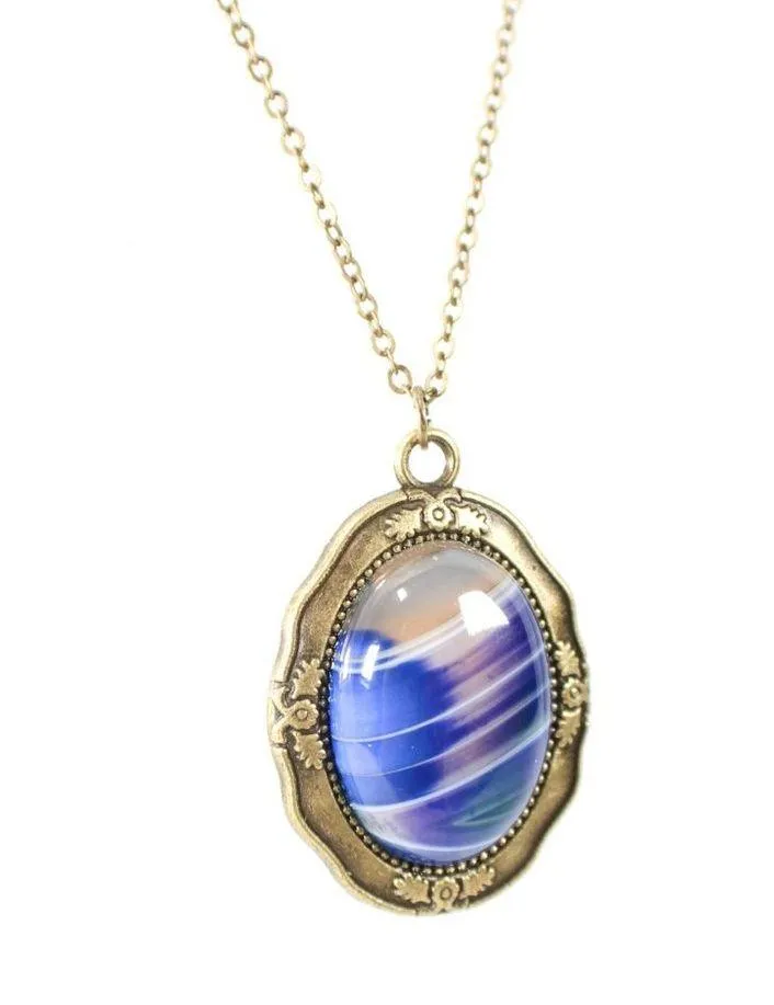 Boho Bronze Tone Metal Cameo Necklace on Matching Chain - Image 3