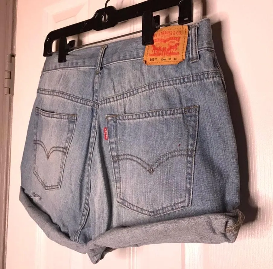 Levi’s Distressed Vintage - Image 3
