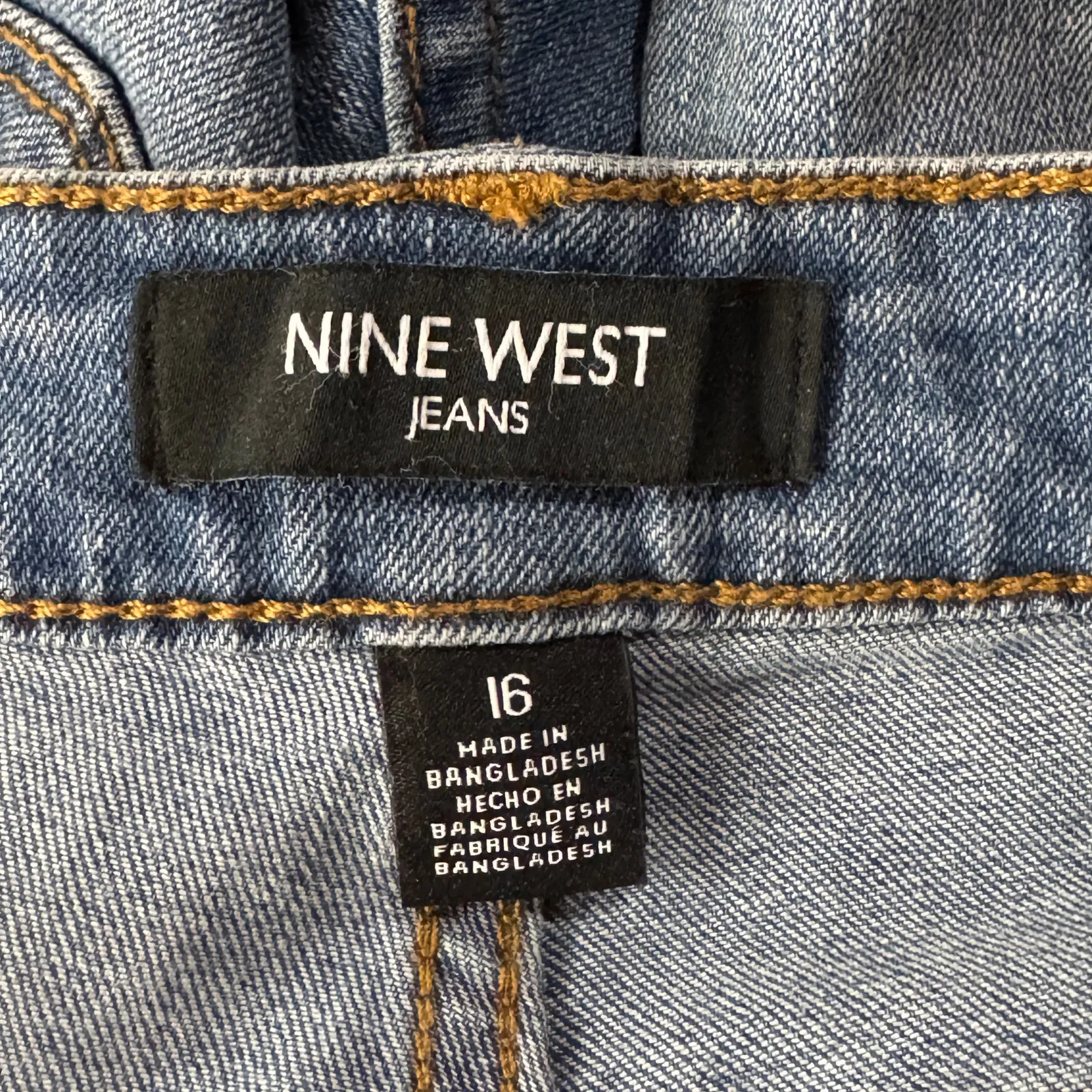 Nine West SZ 16 Chrystie Jeans Capris Stretch Hi-Rise Pockets Slits Zip-Fly Blue - Image 8