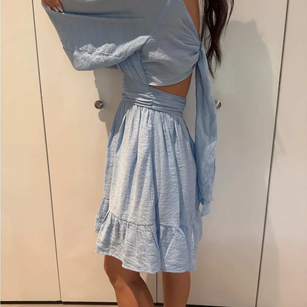Women size small Light Blue Puff Sleeve Dress cutout back rushed loose fit flowy - Image 5