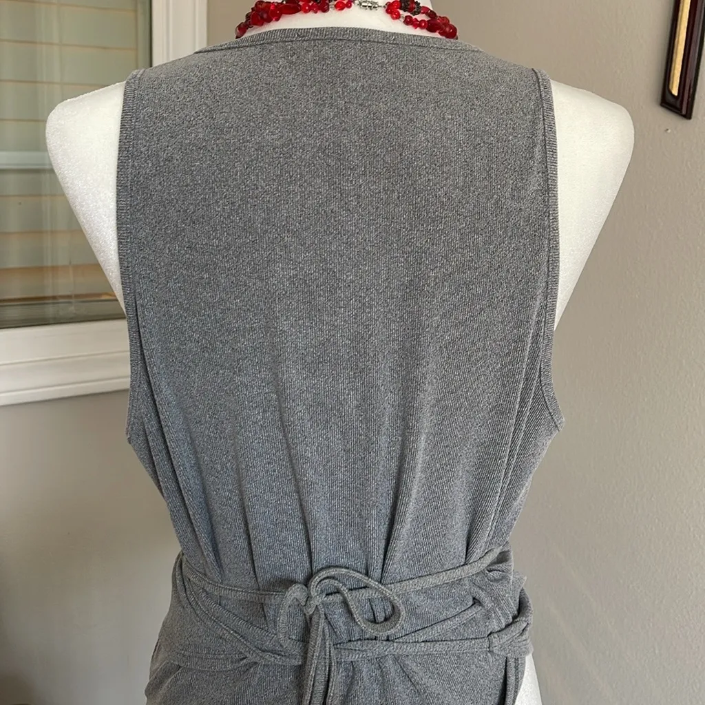 NWT 4th & Reckless Gray Sleeveless Wrap Top Size XL - Image 4