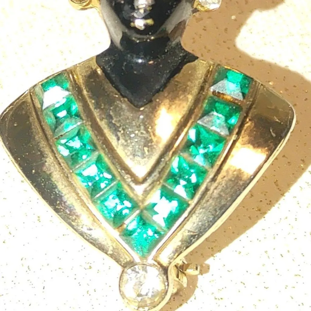 Jolle Rhinestone Genie Brooch 1940s Small Vintage Black Enamel Green Red Stones Gold - Image 5