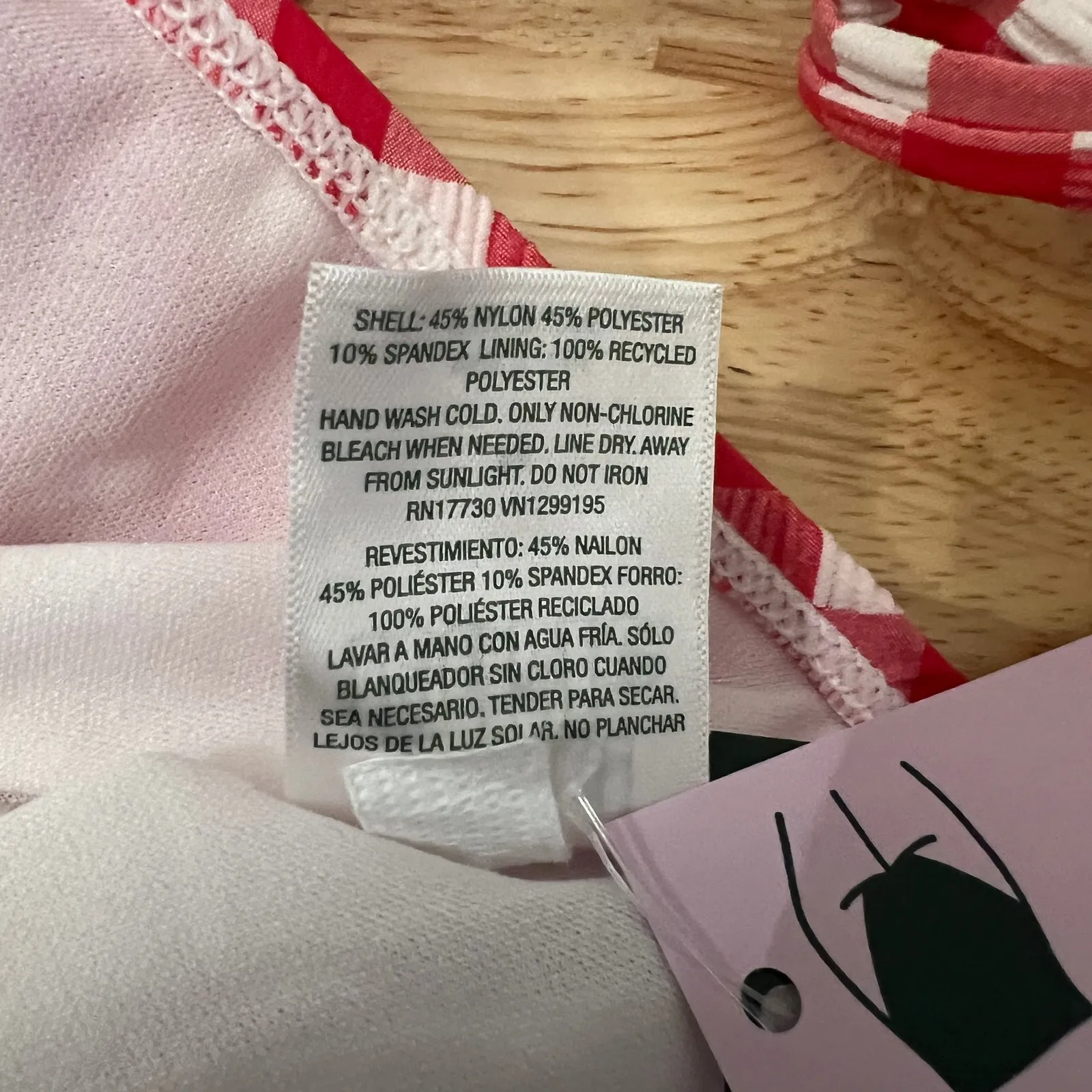 Wild Fable Women's Red Check Pattern Keyhole One Piece Swimsuit - Medium - NWT - Image 5