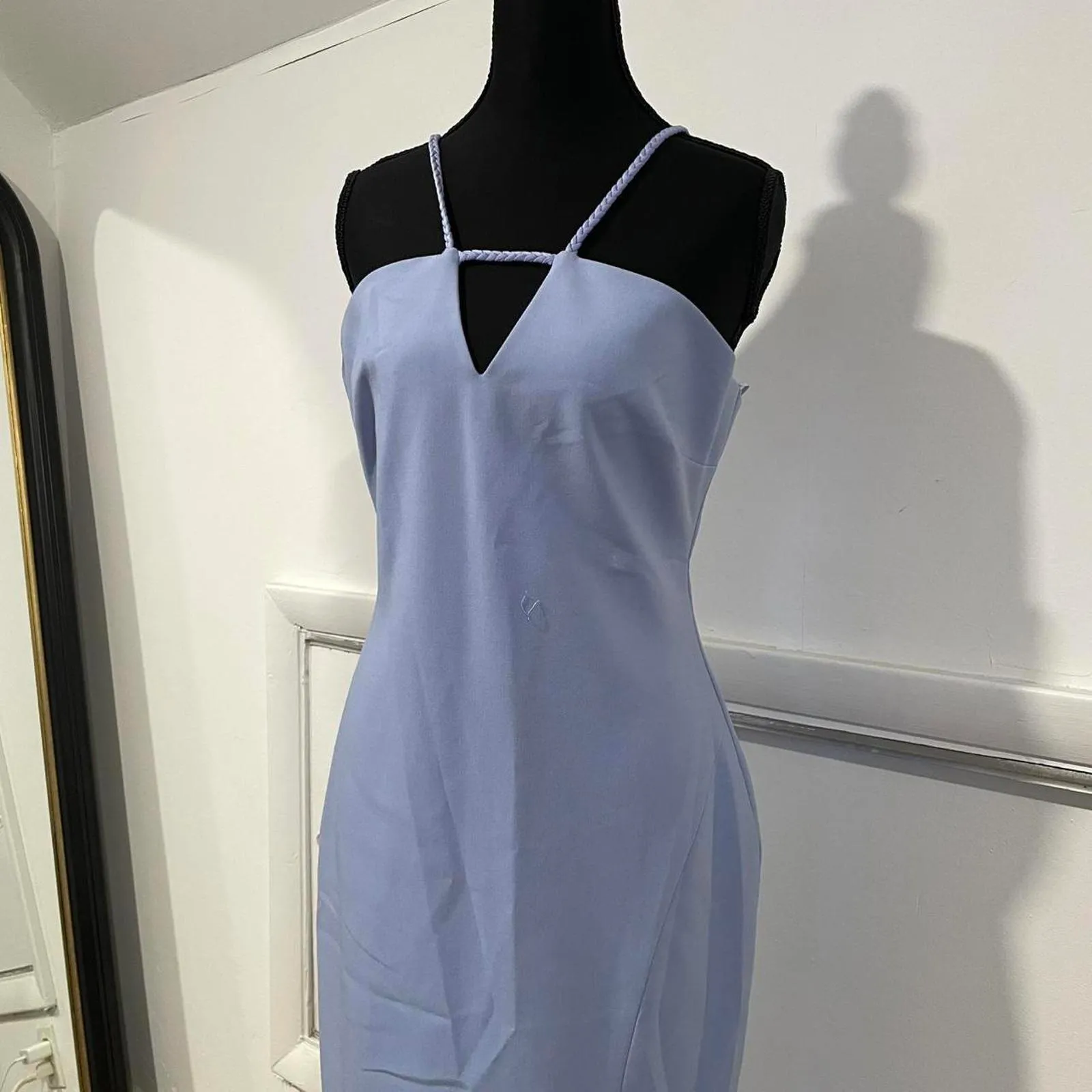 Baby blue midi dress with a split up the front. brand is likely, size 6 - Image 3