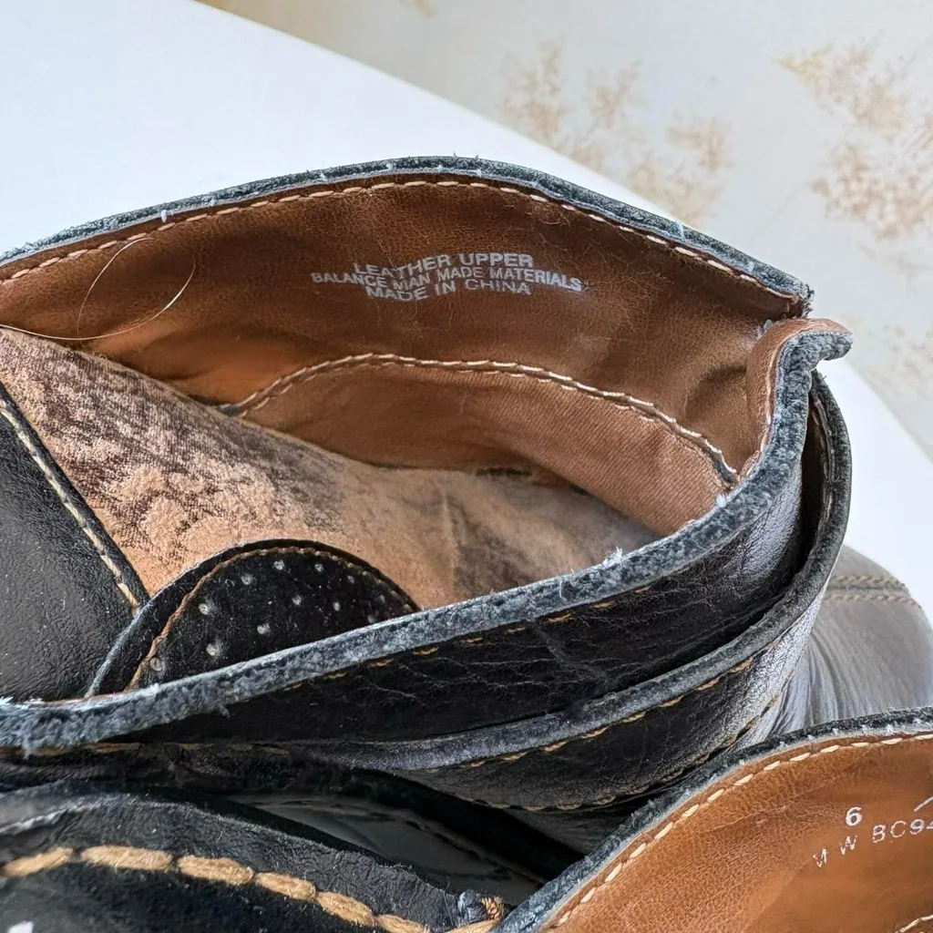 B.O.C. fairycore boho black leather buckle mule clogs size women’s 6M - Image 6