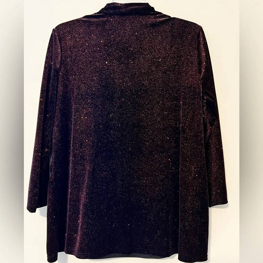 NY Collection womens sz large sparkly red blouse attached black tank & necklace - Image 2