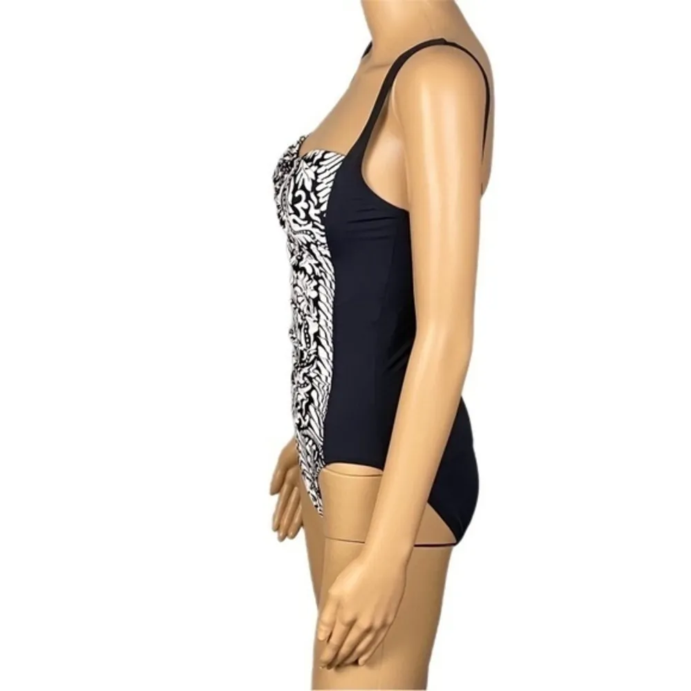LA BLANCA black and white high back one-piece swimsuit in size 6. EUC - Image 5