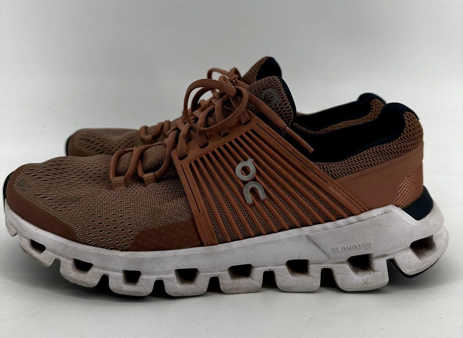 On Cloudswift Running Shoes Lace Up Low Top Lightweight Athletic Blush Pink 7 - Image 4