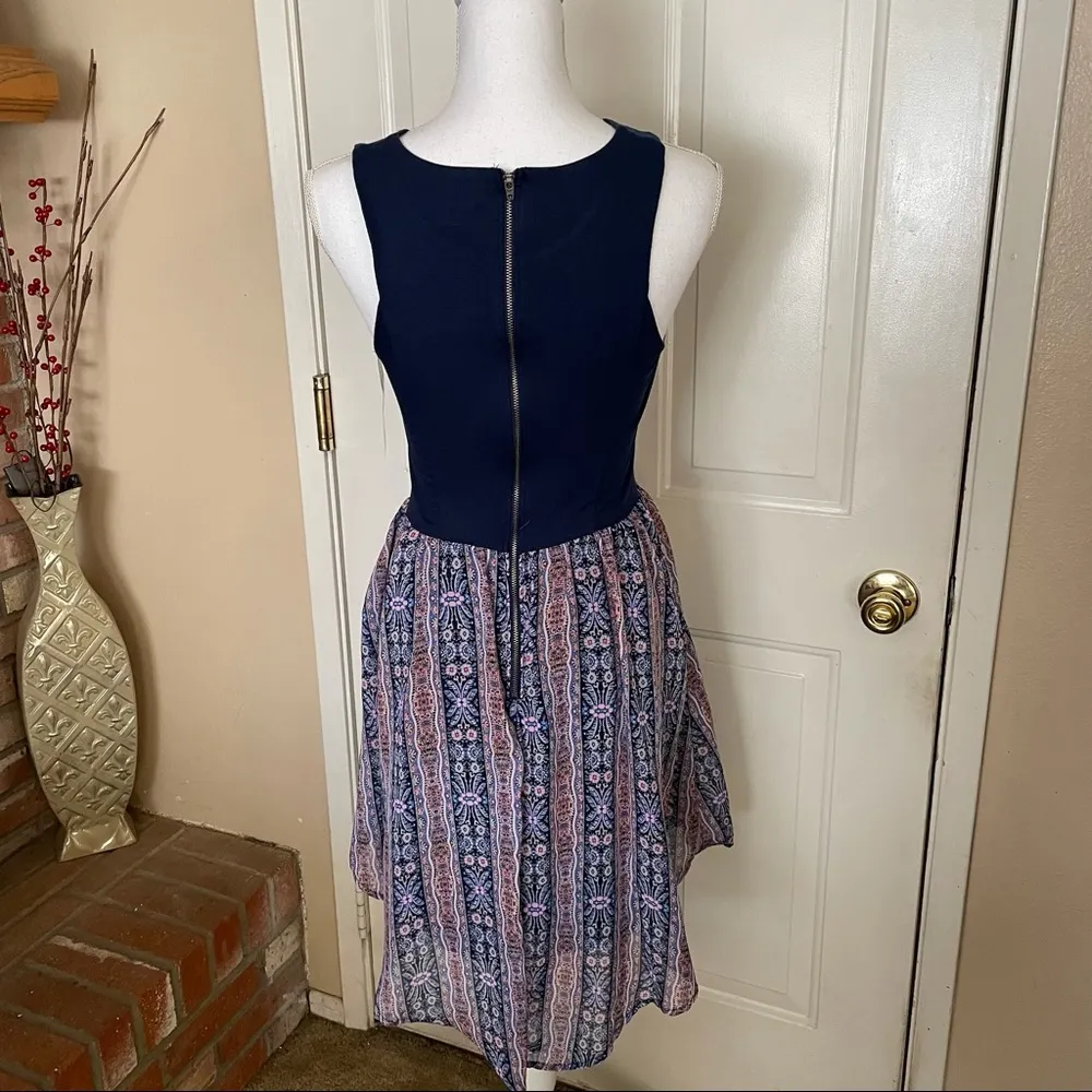 Xhilaration Women’s Sleeveless Dress - Image 3