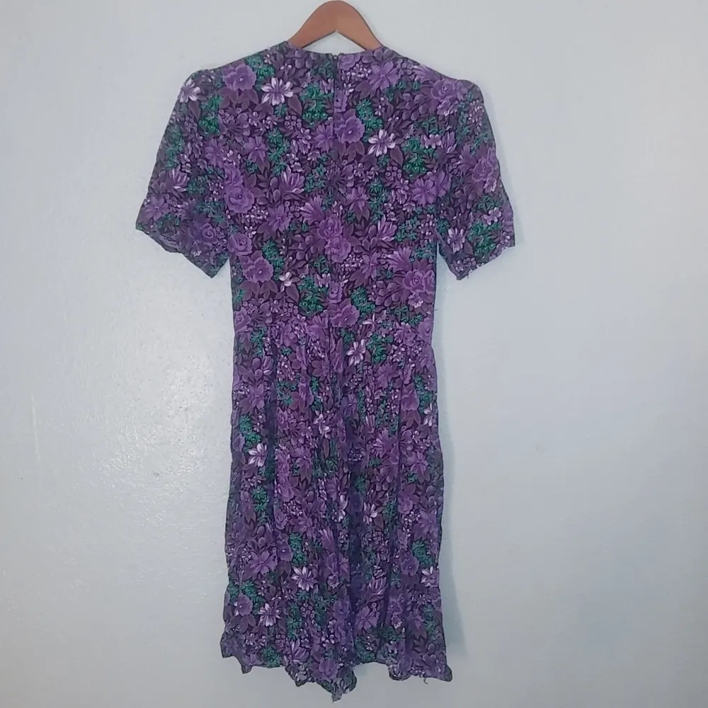E.D. Michaels 6 S Vintage Sweet 80s Purple Floral Fit Flare Dress Green - Image 2