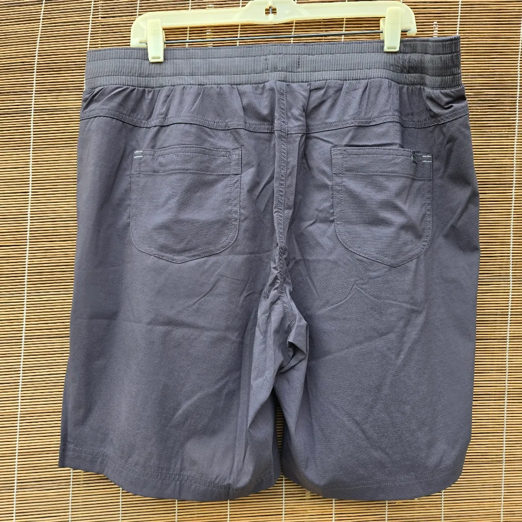 LL Bean Women’s Vista Camp Shorts Gray 1X - Image 11