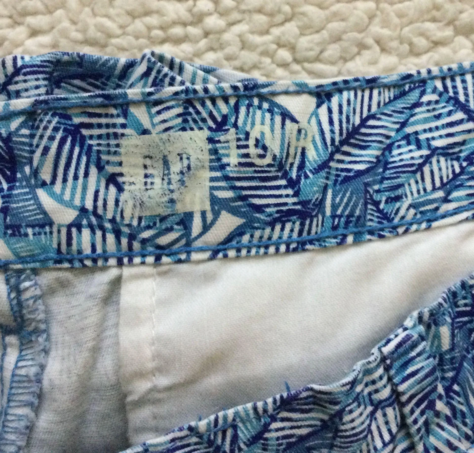 Blue Palm Leaf Print Cotton Shorts - Sz 10 - Image 8