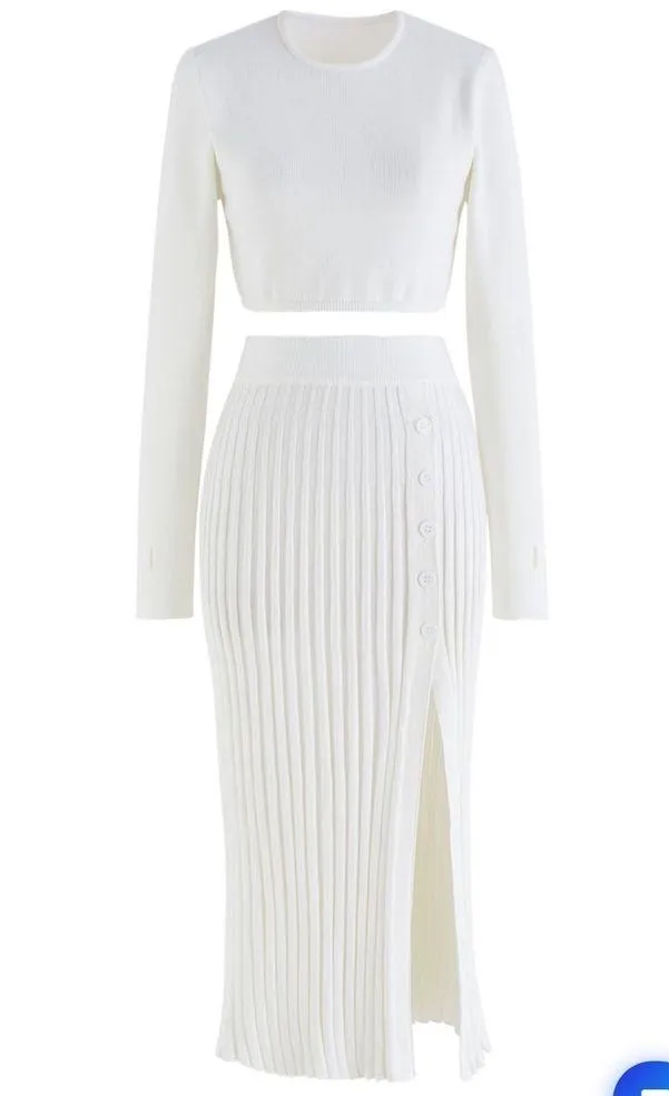 HIGH SLIT LONG SLEEVE PLEATED KNIT SWEATER AND SKIRT MATCHING SET - Image 7