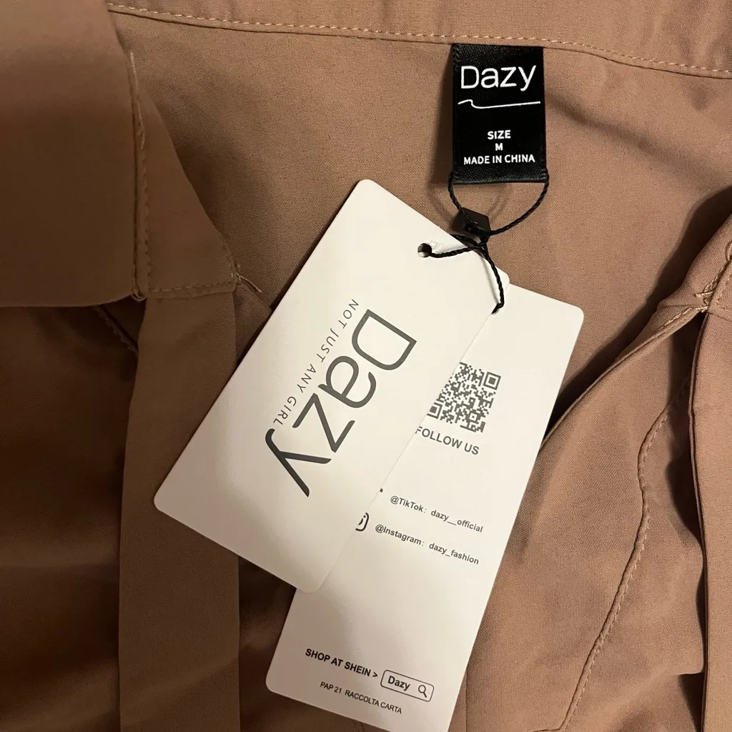 Dazy Tan Women's Blouse Size M - Image 4