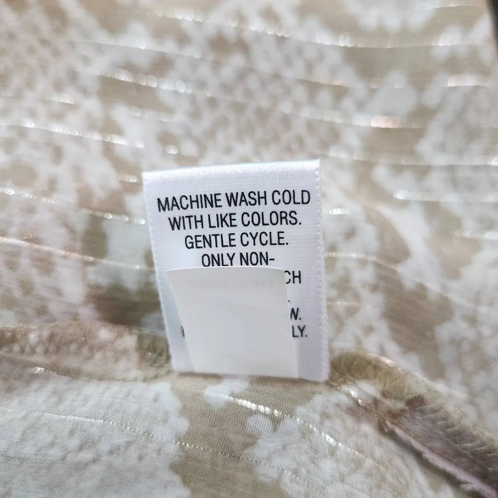 Dana Buchman Tan Snakeskin Print Blouse with Attached Tank Top Size Medium - Image 8