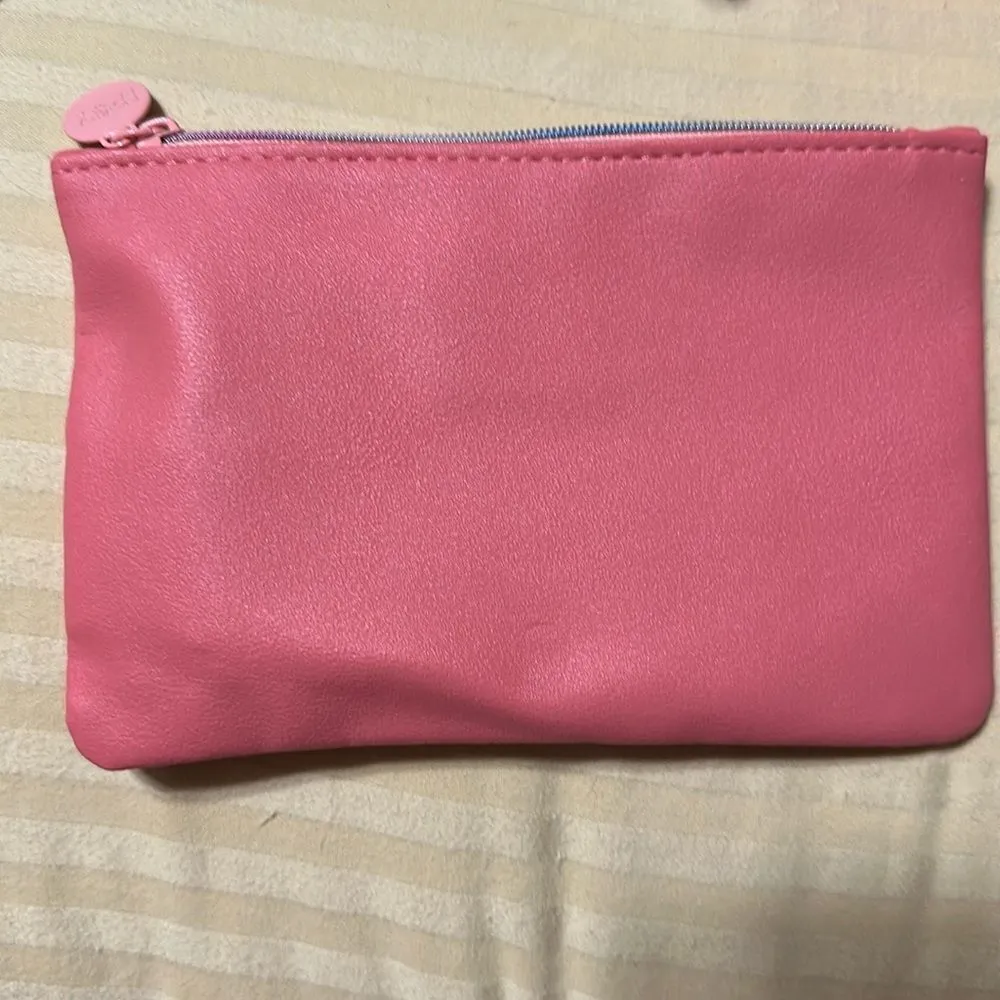 IPSY travel or cosmetic bag, tassle zipper pull NWOT Pink - Image 2