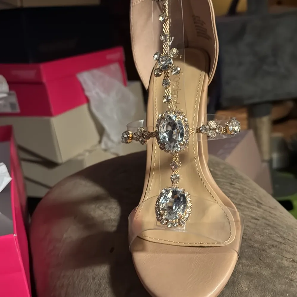 Wedges Tan Size 7.5 - Image 2