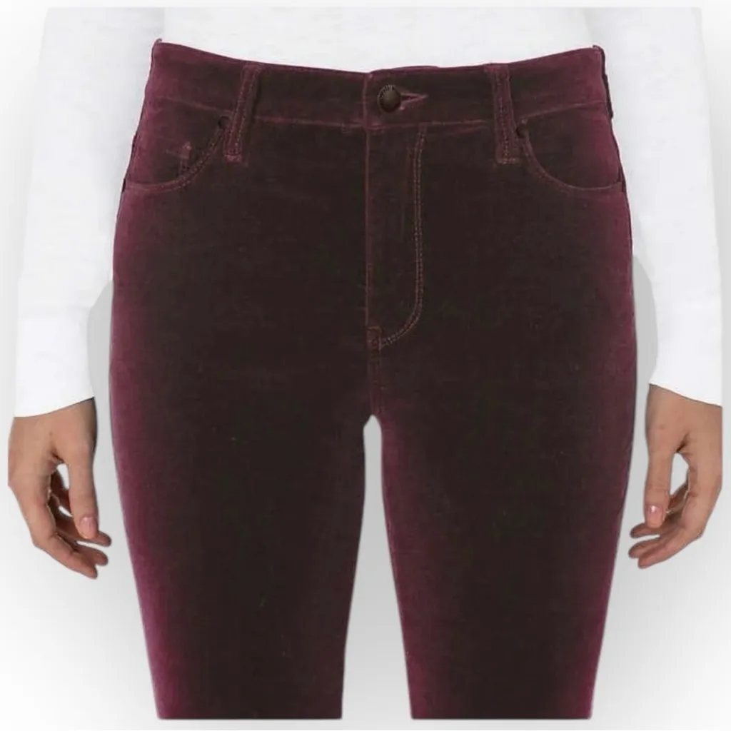 Well Worn Deep Purple Luxe Velvet High Rise Tapered Leg Jeans Size 8/29 - Image 3