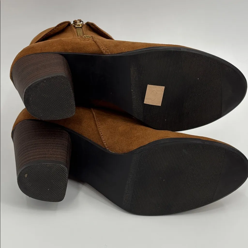 LC Lauren Conrad Brown Ankle Booties with Tassel - Image 11