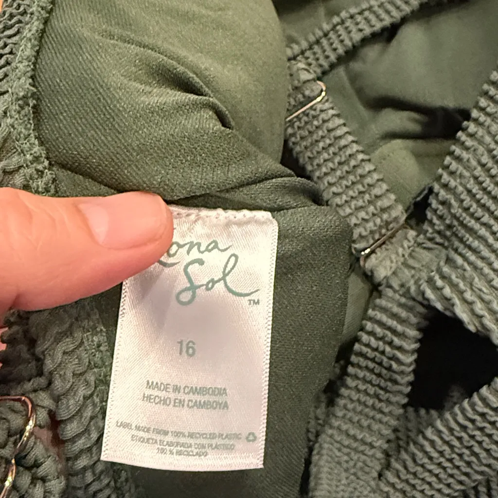 Kona Sol   green one piece swimsuit size 16. - Image 5