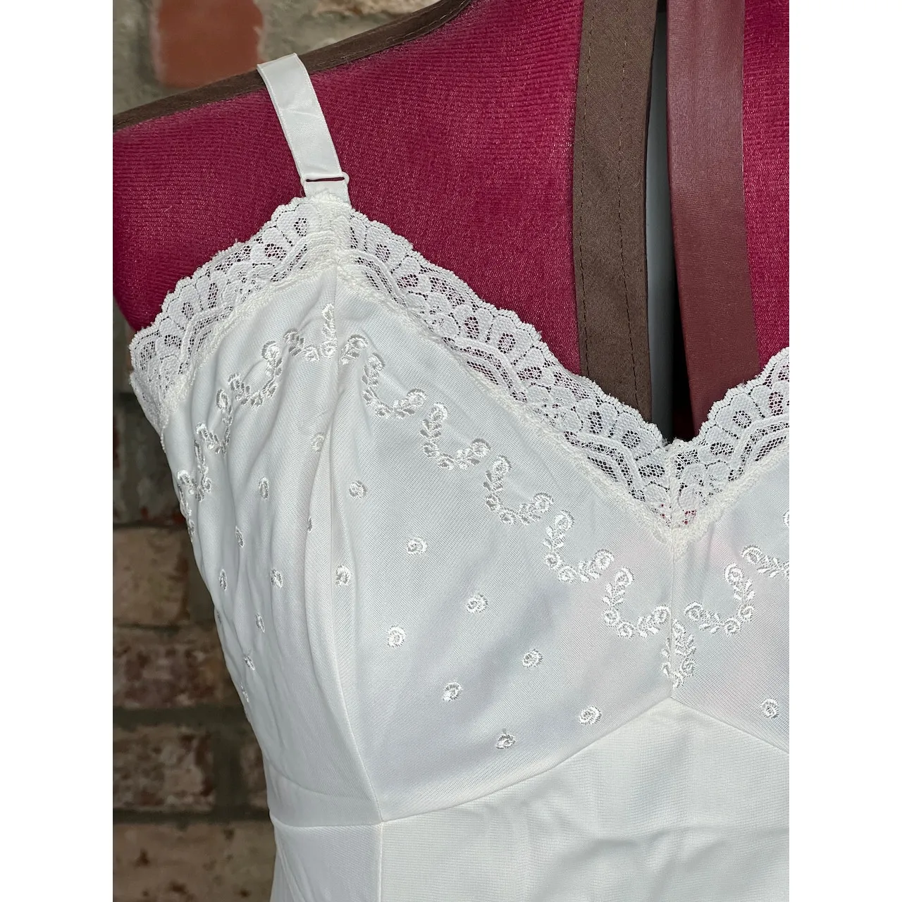 slip dress white lace overlay Size M - Image 3