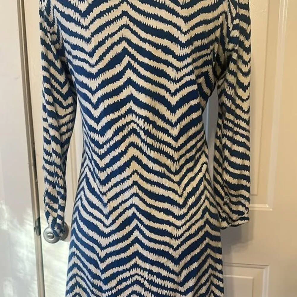 Lilly Pulitzer Dress size XS - Image 3