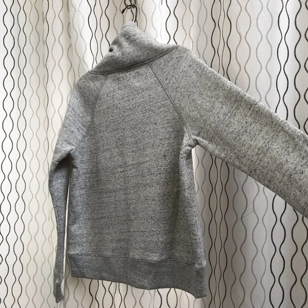 Calvin Klein  Cowl Neck Fleece Pullover Small - Image 3