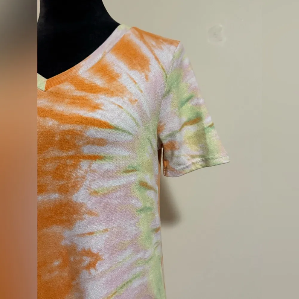 EUC Sweet Lovely by Jen Orange, Pink, and Green Spiral Tie Dye Tee size small Orange - Image 3