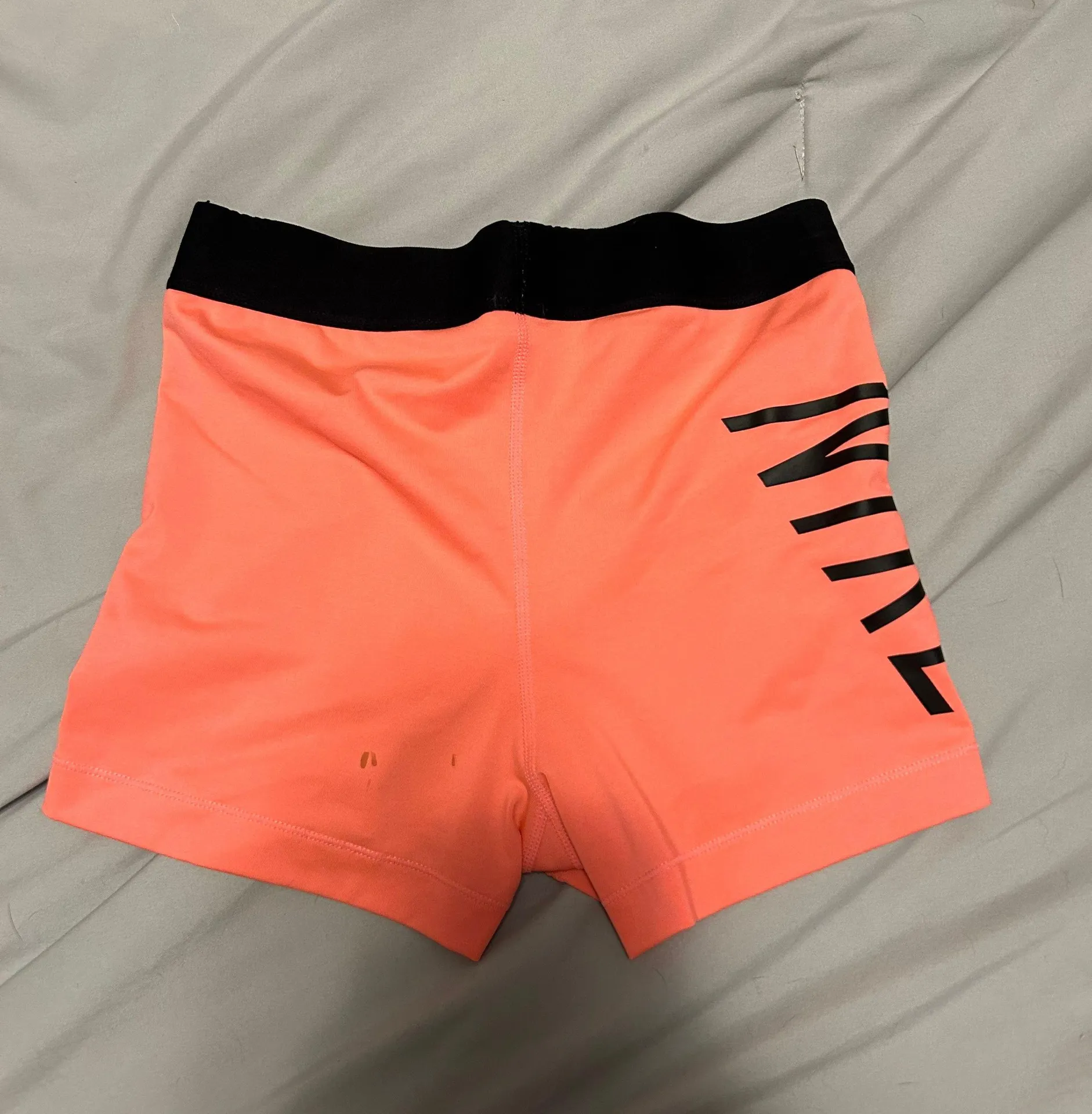 Nike Pros - Image 2