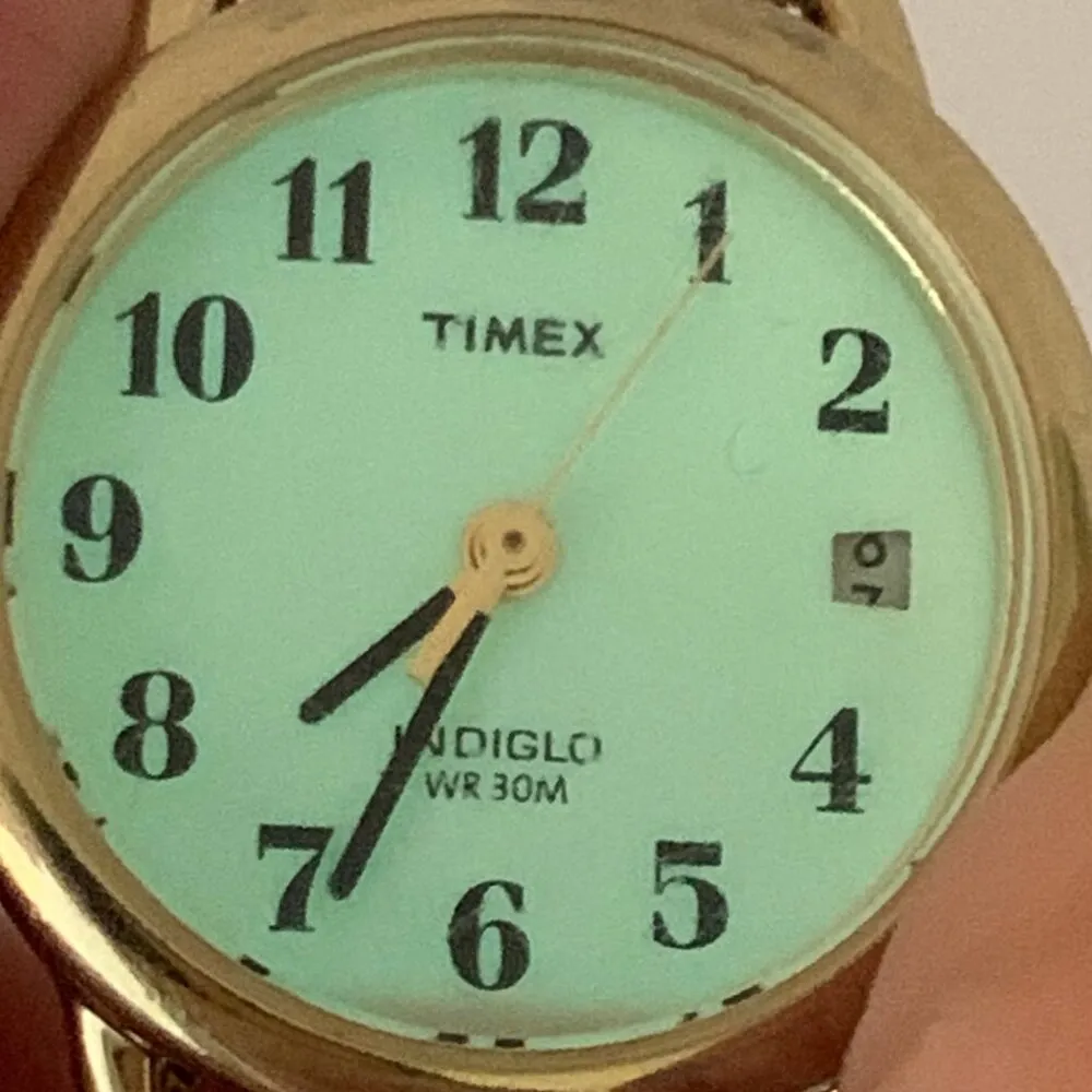 Timex indiglo date women’s  watch gold silver tone 25mm Quartz 6.5” running - Image 6