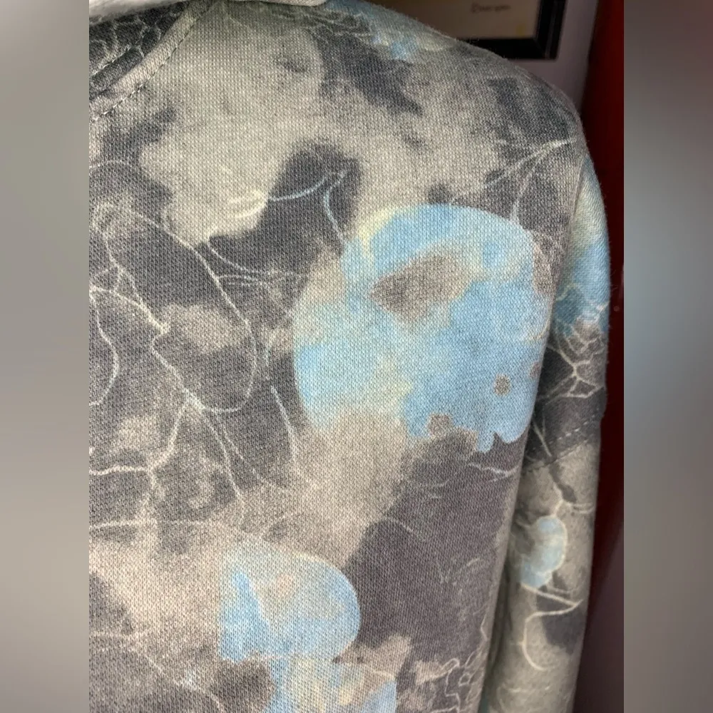 Green and Blue Tie-Dye Hoodie Long Sleeve Top - Image 7