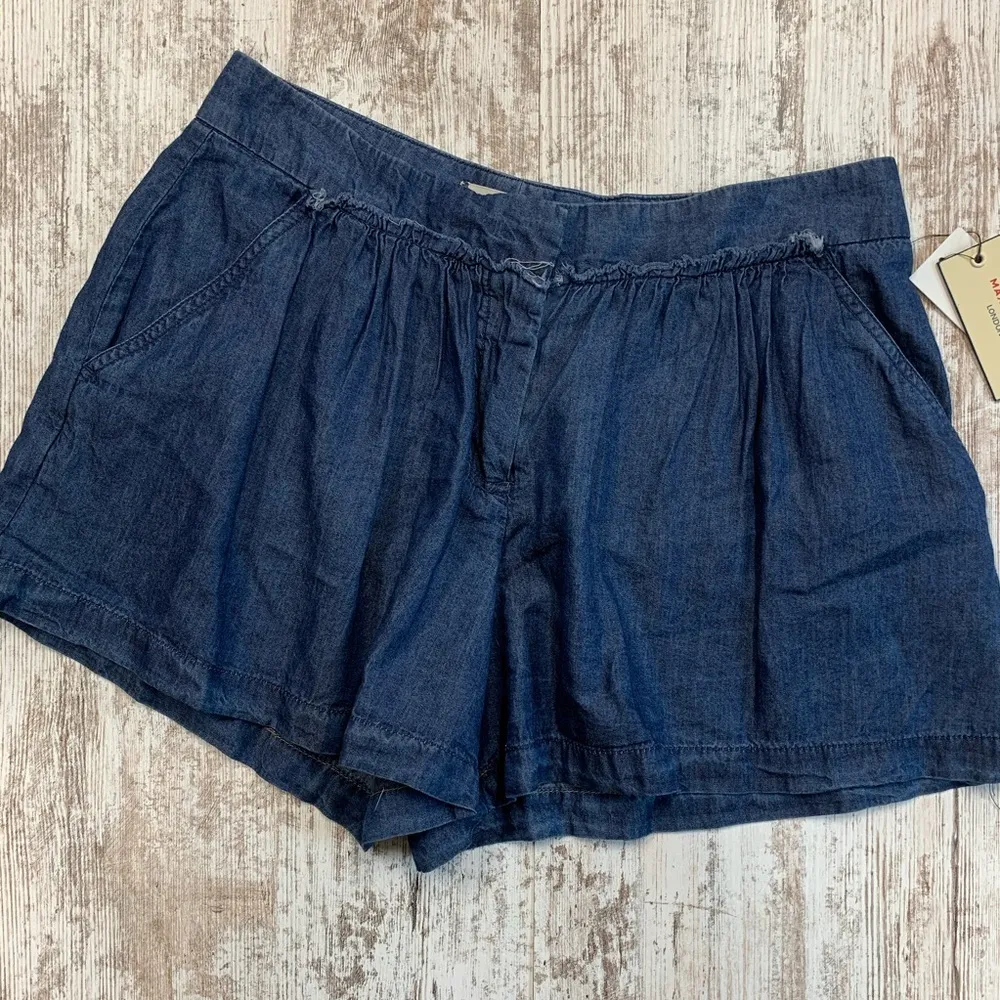 Max Studio  NWT London Indigo Odette Chambray Shorts Size 2 - Image 3